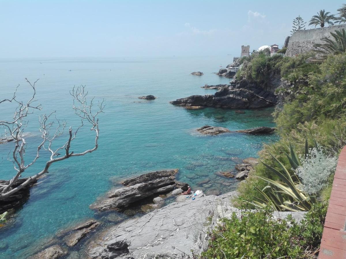 Ferienwohnung Un Tuffo In Mare Genua Exterior foto